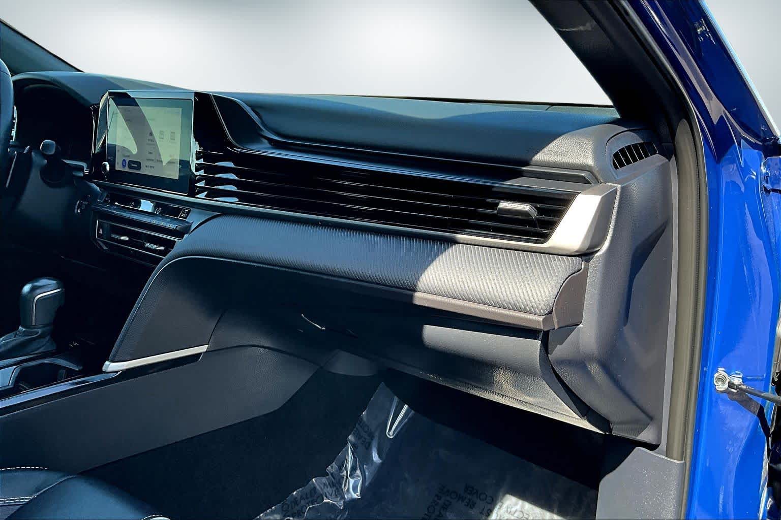 Thumbnail: 2025 Toyota Camry - 23