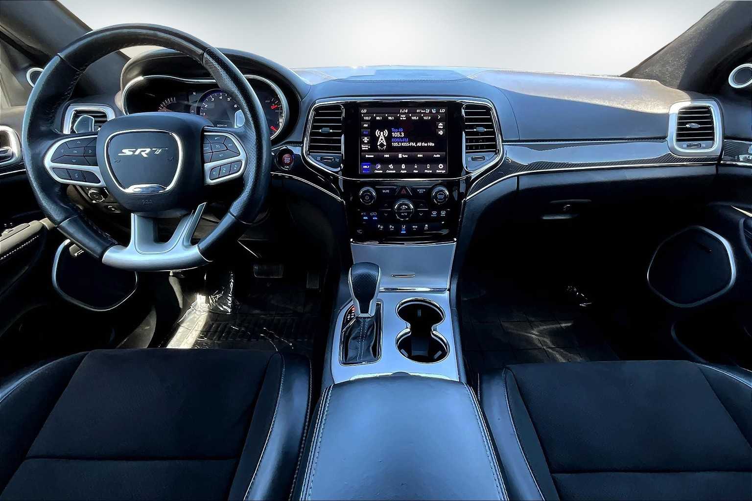 Thumbnail: 2020 Jeep Grand Cherokee - 10