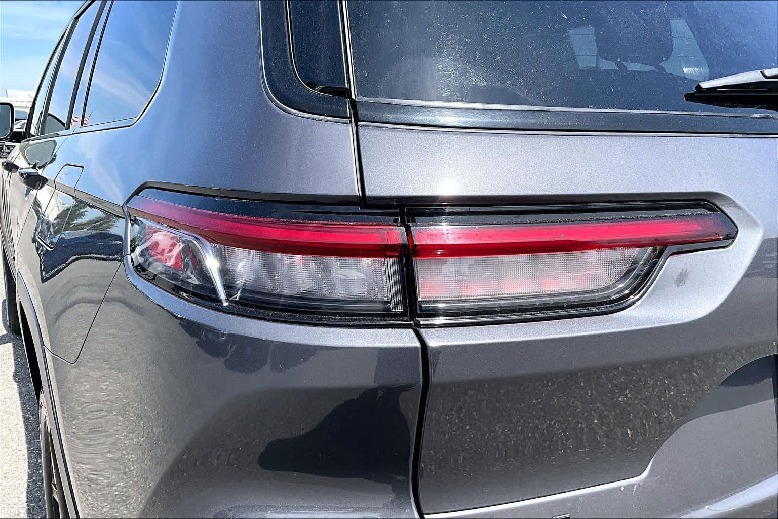 Thumbnail: 2024 Jeep Grand Cherokee L - 33