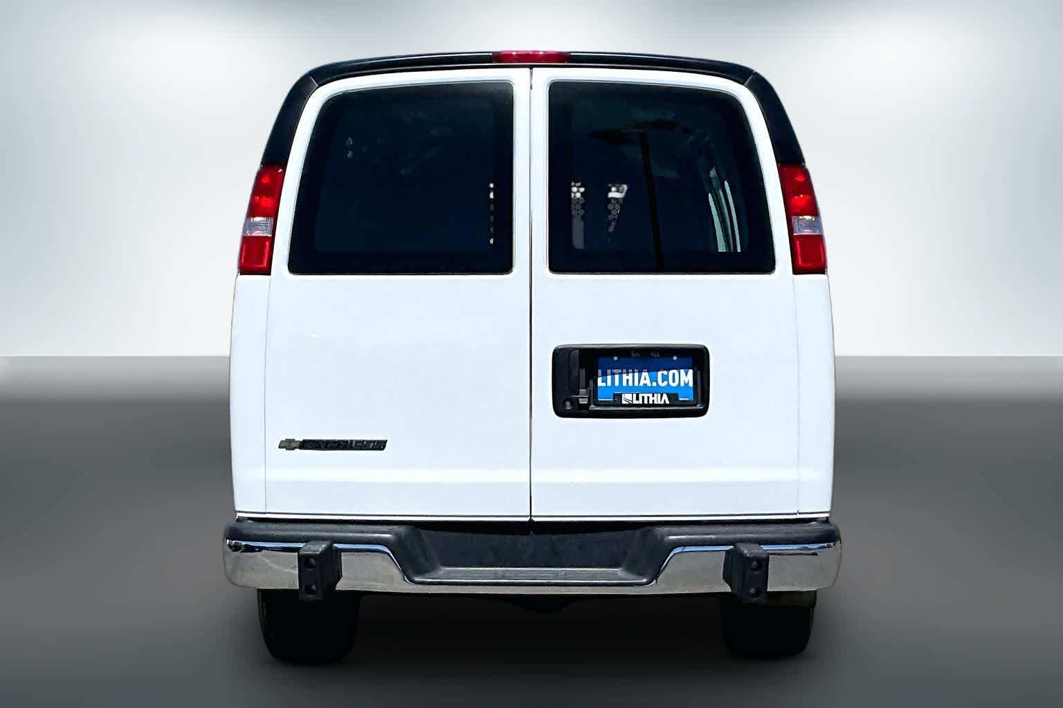 Thumbnail: 2025 Chevrolet Express - 4