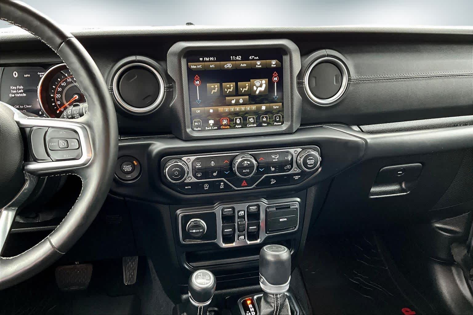 Thumbnail: 2019 Jeep Wrangler - 14