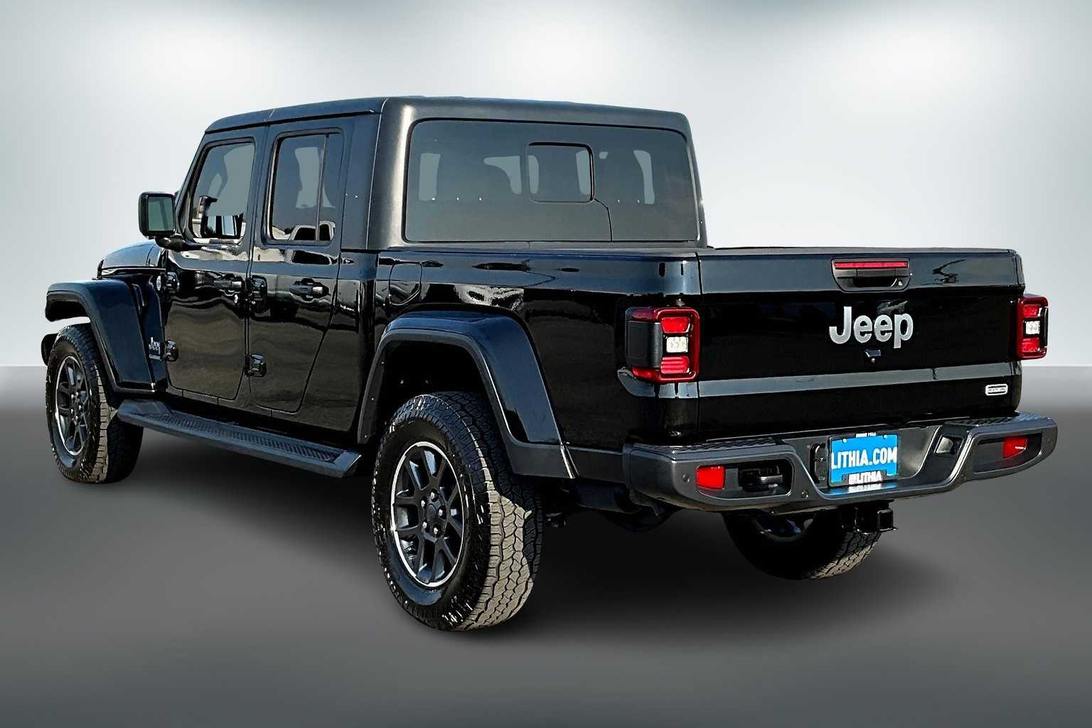 Thumbnail: 2020 Jeep Gladiator - 4