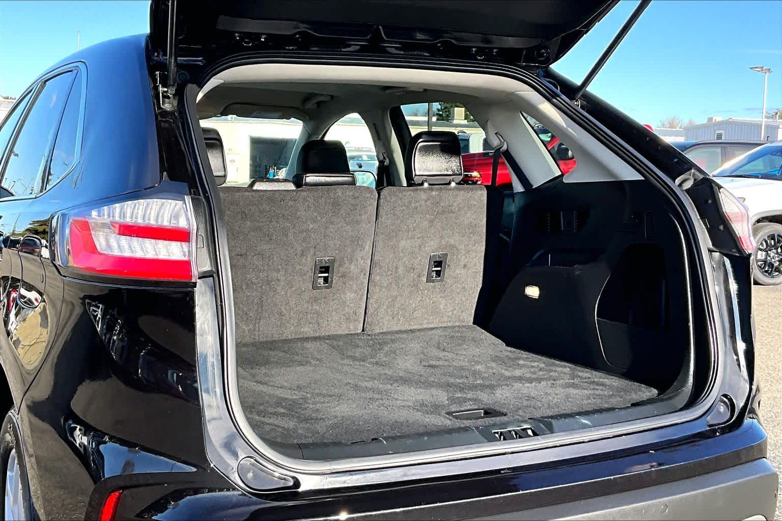 Thumbnail: 2024 Ford Edge - 18