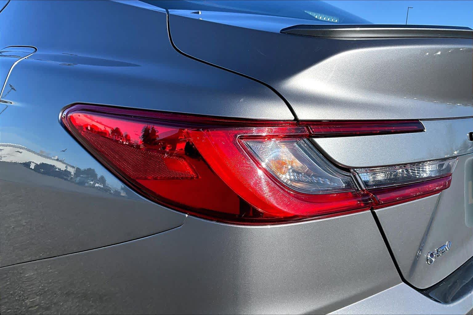 Thumbnail: 2025 Toyota Camry - 32