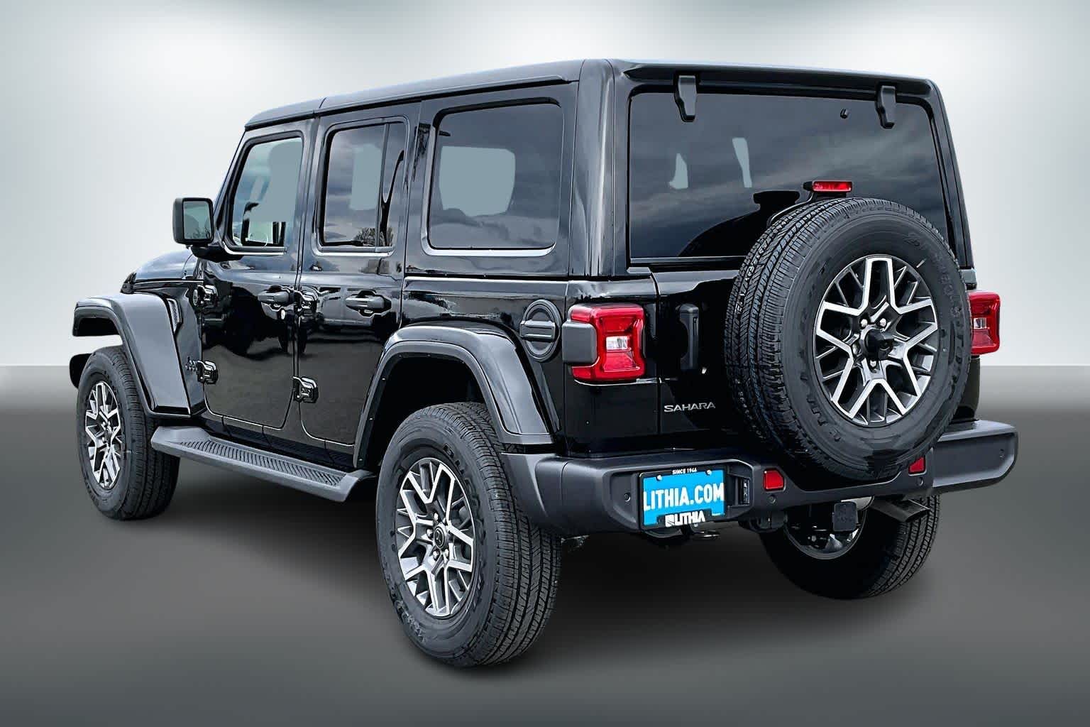 Thumbnail: 2026 Jeep Wrangler - 3