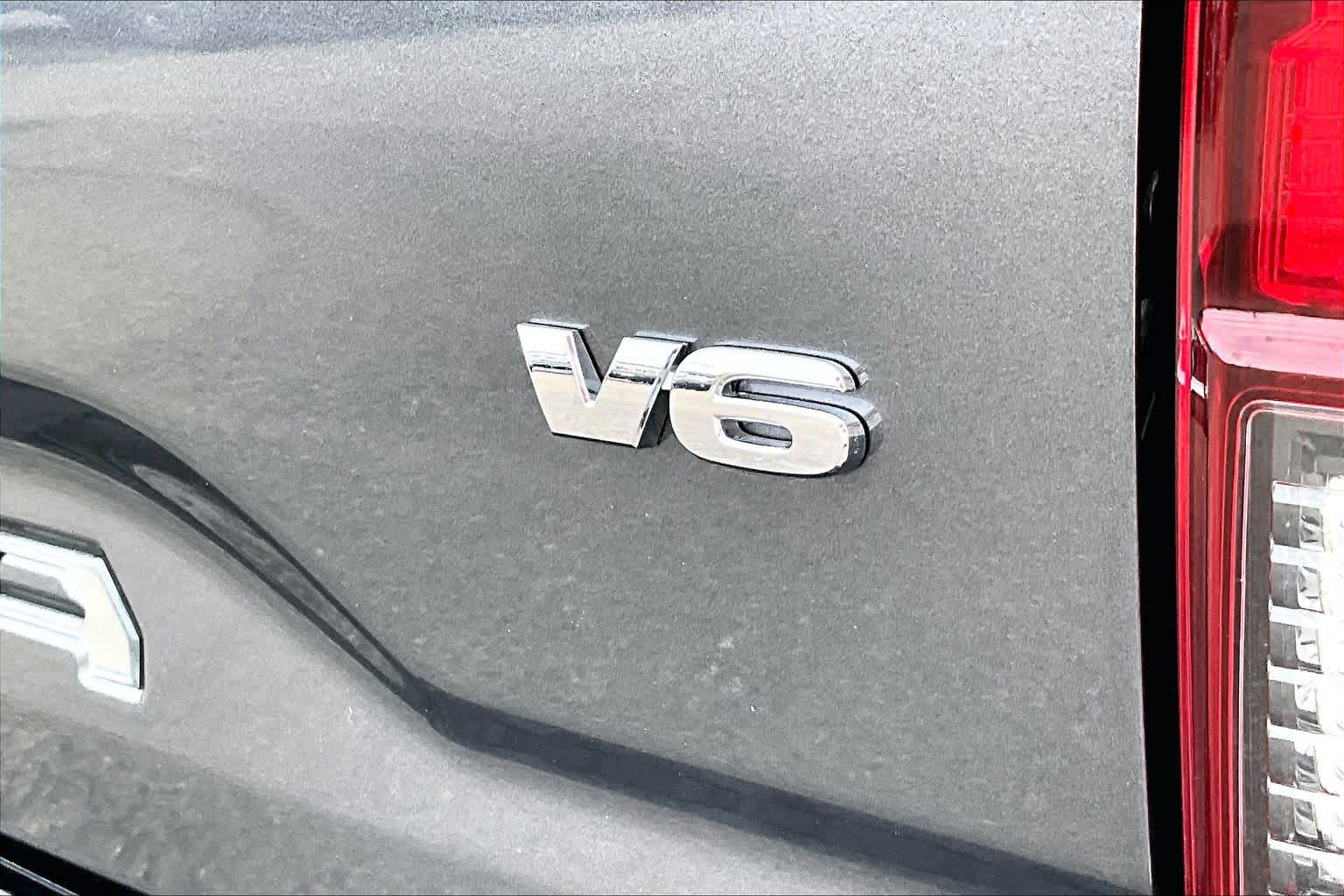 Thumbnail: 2021 Toyota Tacoma - 7