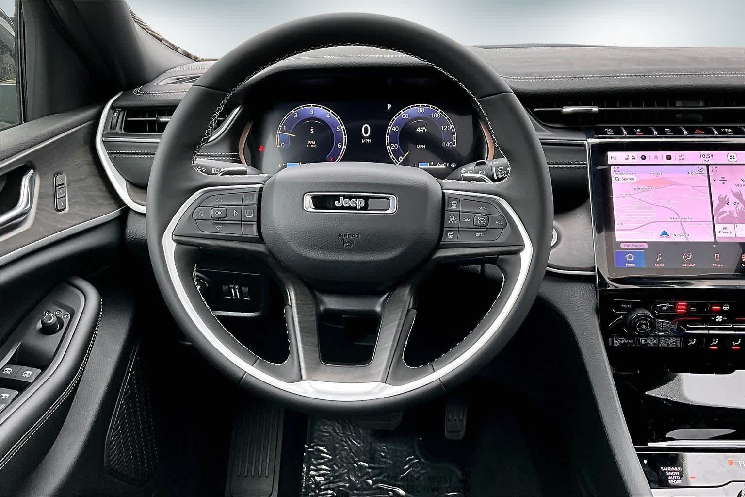 Thumbnail: 2025 Jeep Grand Cherokee - 14