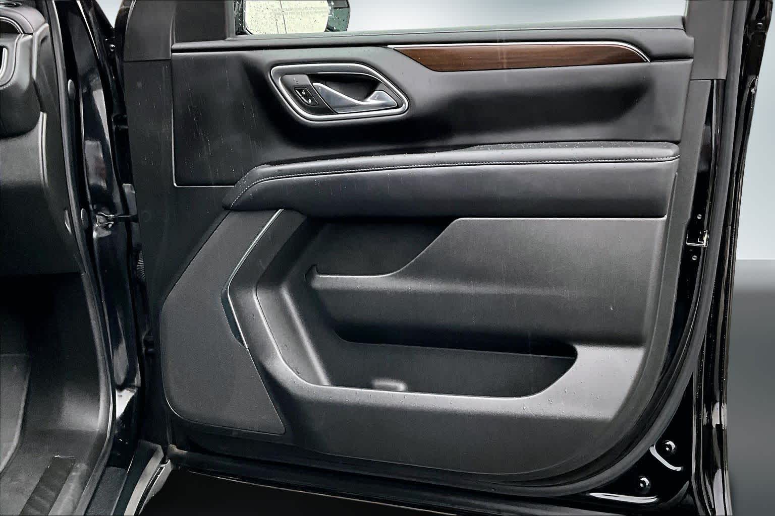 Thumbnail: 2023 GMC Yukon - 28