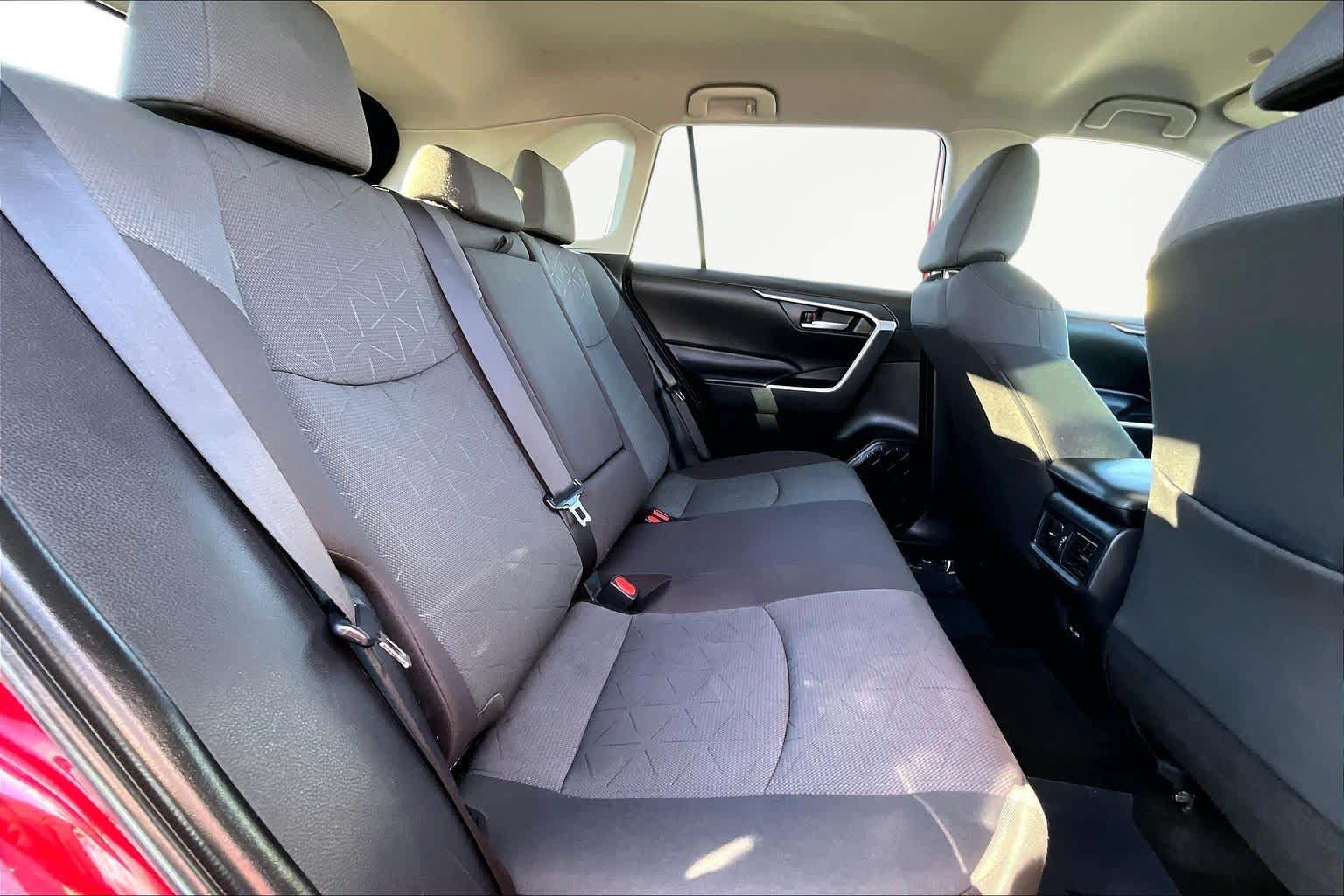 Thumbnail: 2023 Toyota RAV4 - 30