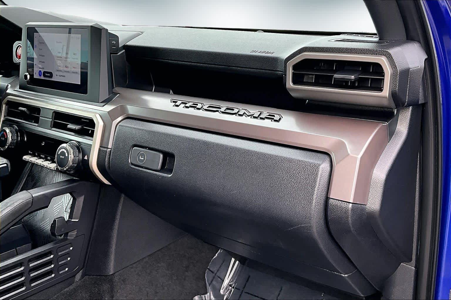 Thumbnail: 2024 Toyota Tacoma - 21