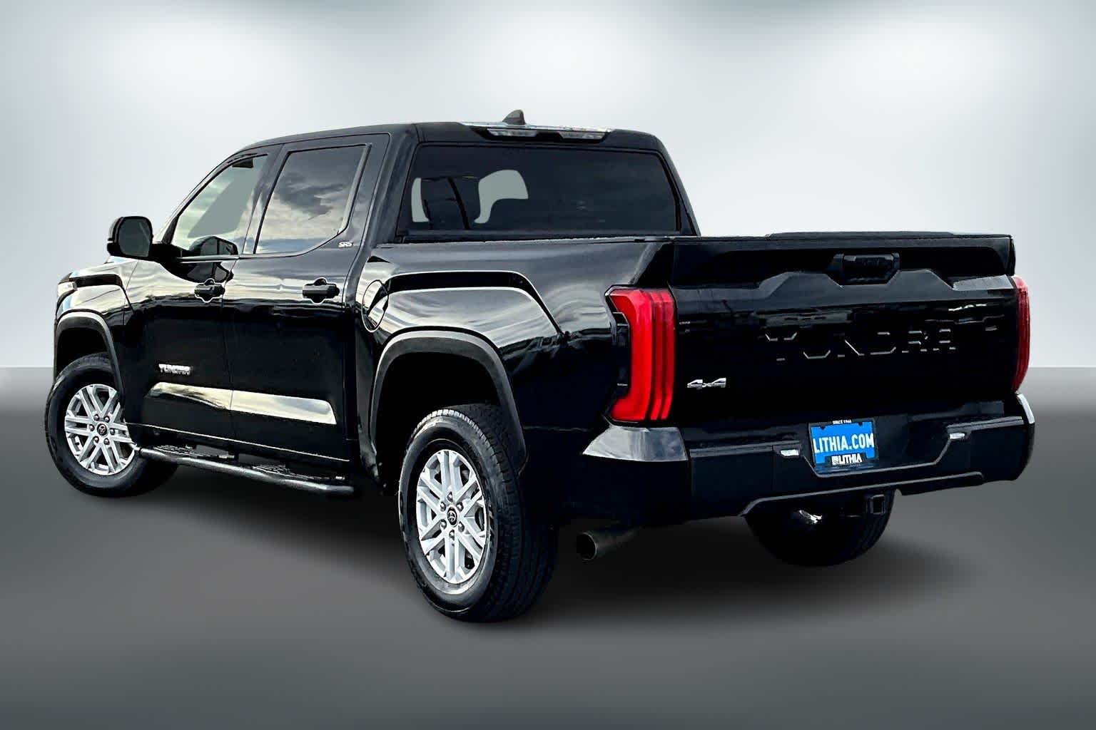 2022 Toyota Tundra SR5 photo 4