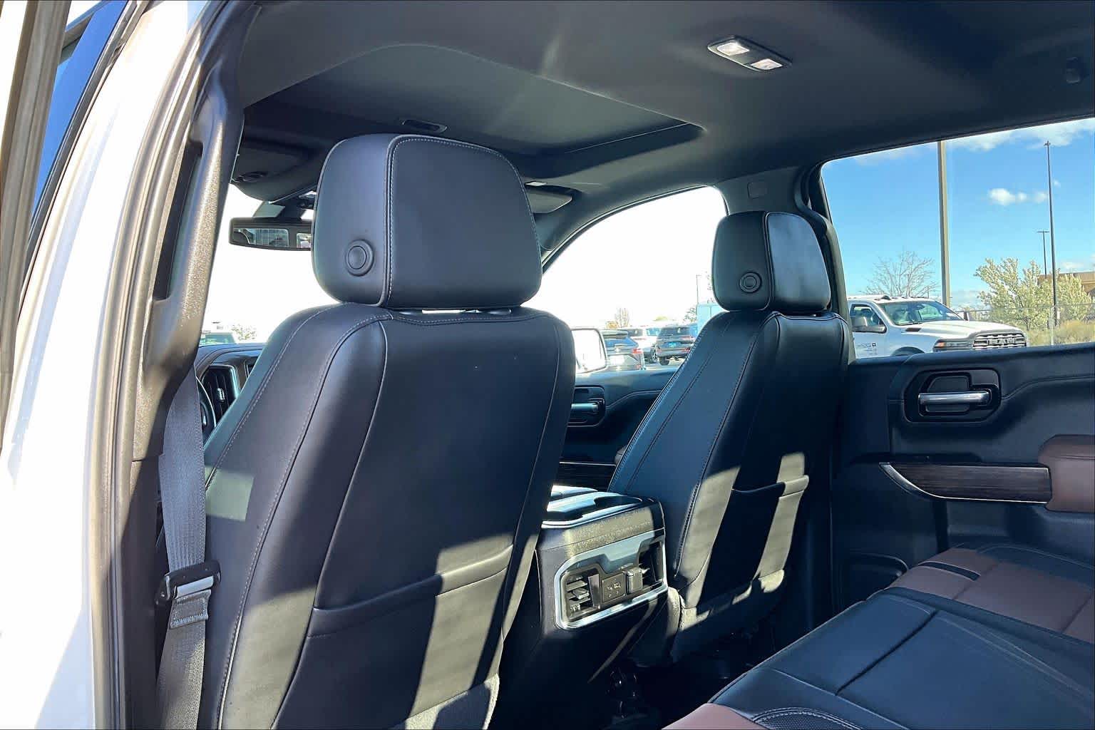 Thumbnail: 2022 Chevrolet Silverado 1500 - 12