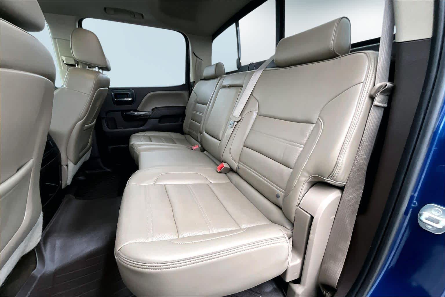 Thumbnail: 2015 GMC Sierra 2500 - 28