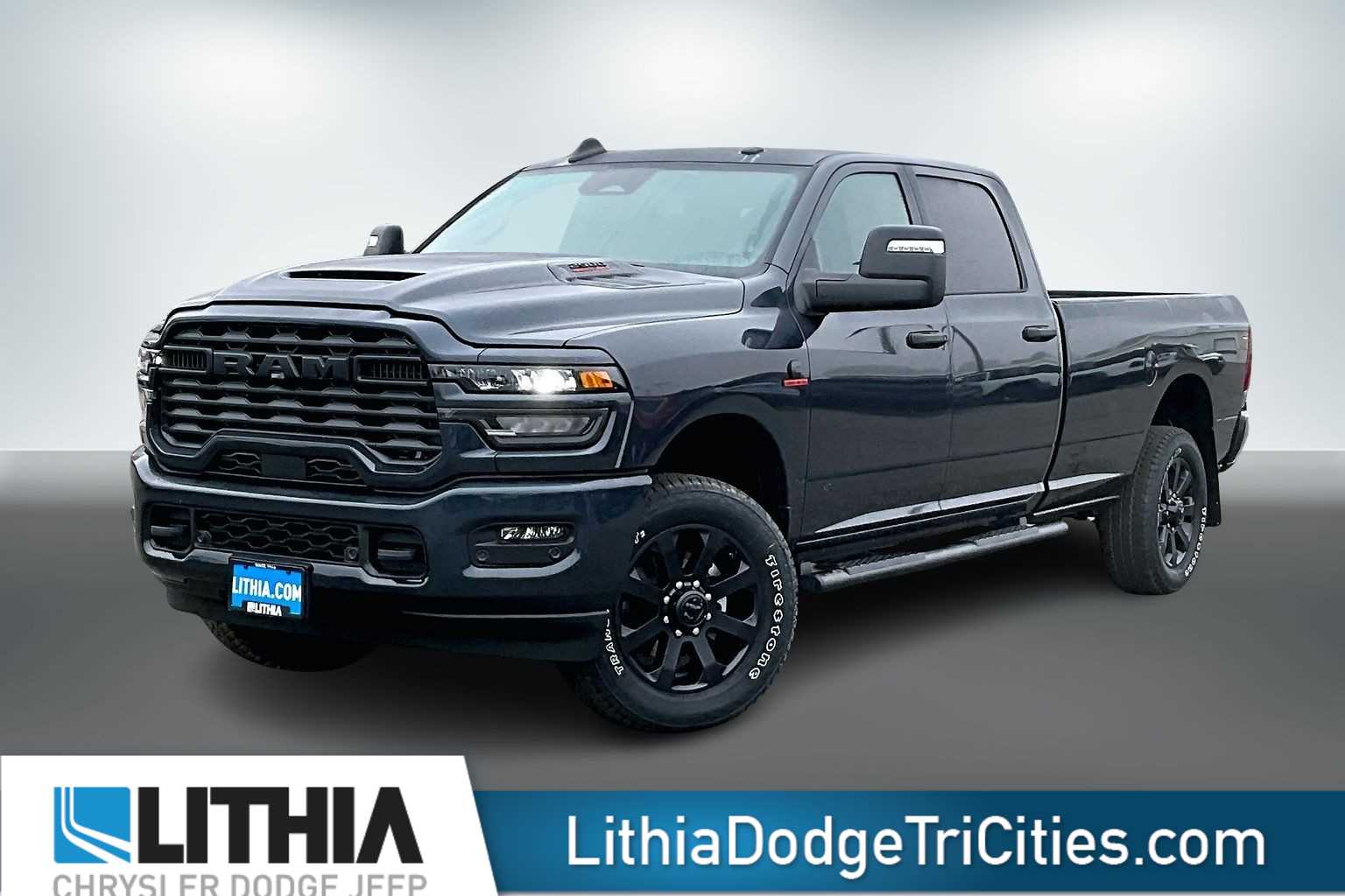 2026 RAM Ram 2500 Pickup Tradesman/Black Express's photo