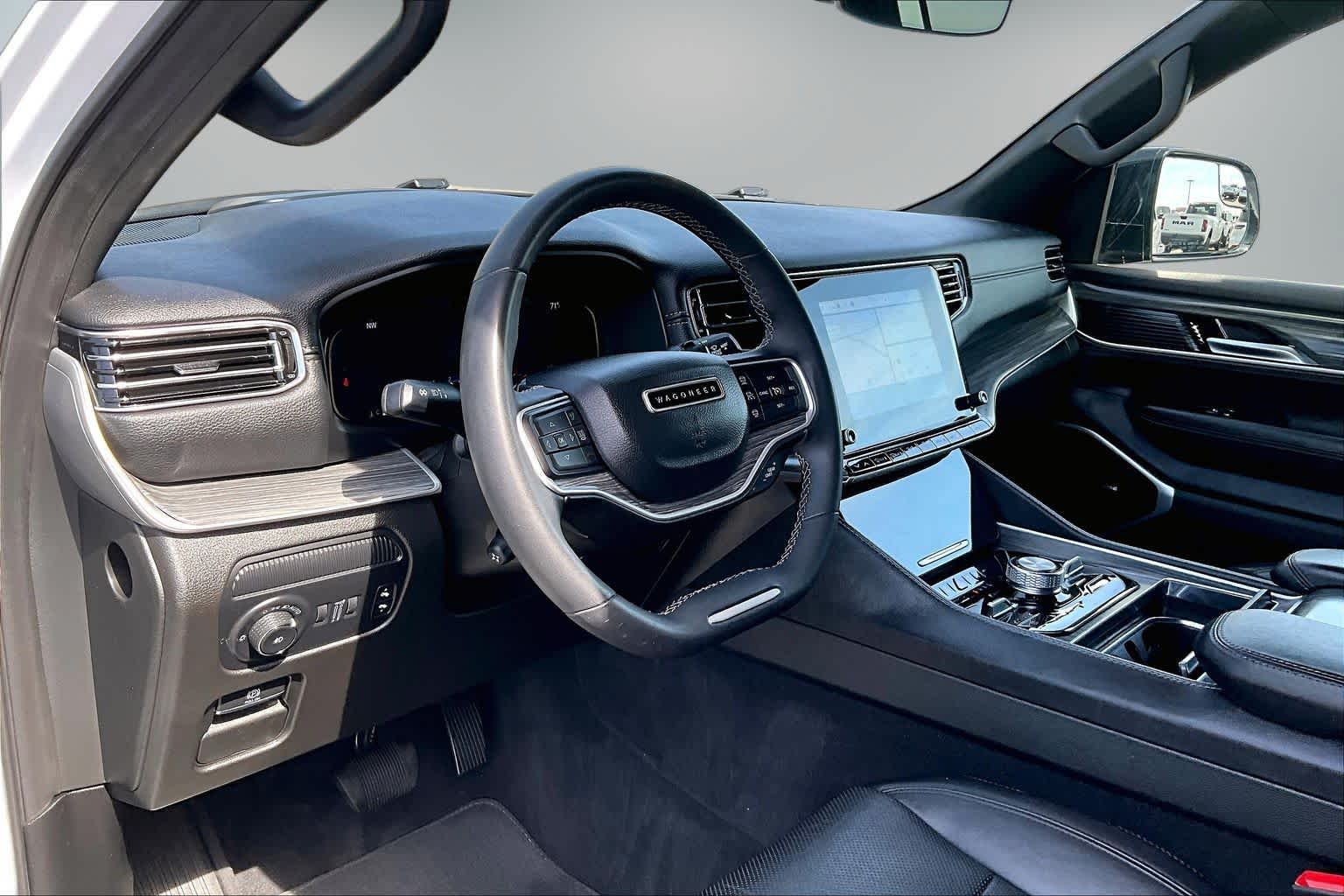 Thumbnail: 2024 Jeep Wagoneer - 2