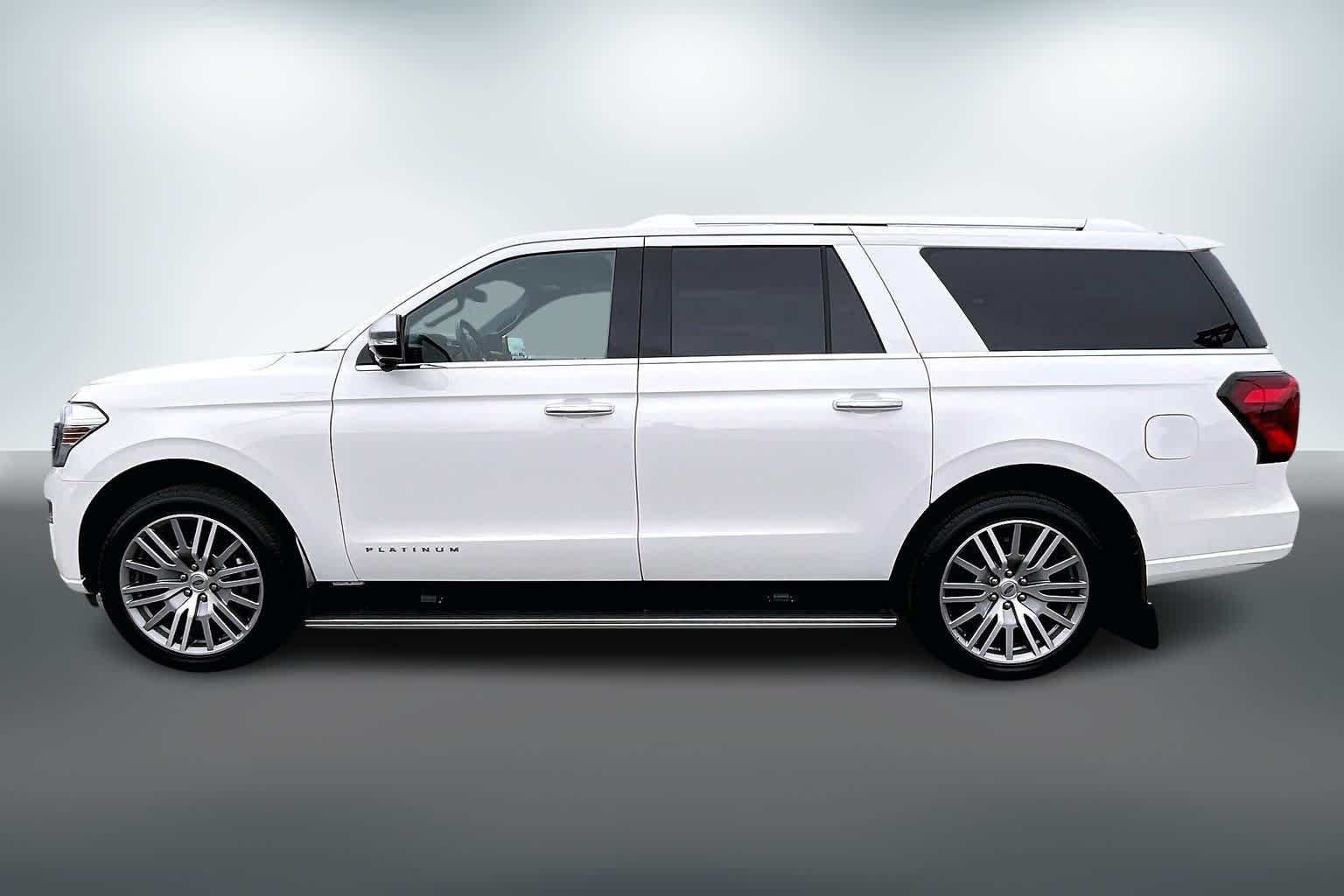 Thumbnail: 2022 Ford Expedition MAX - 3