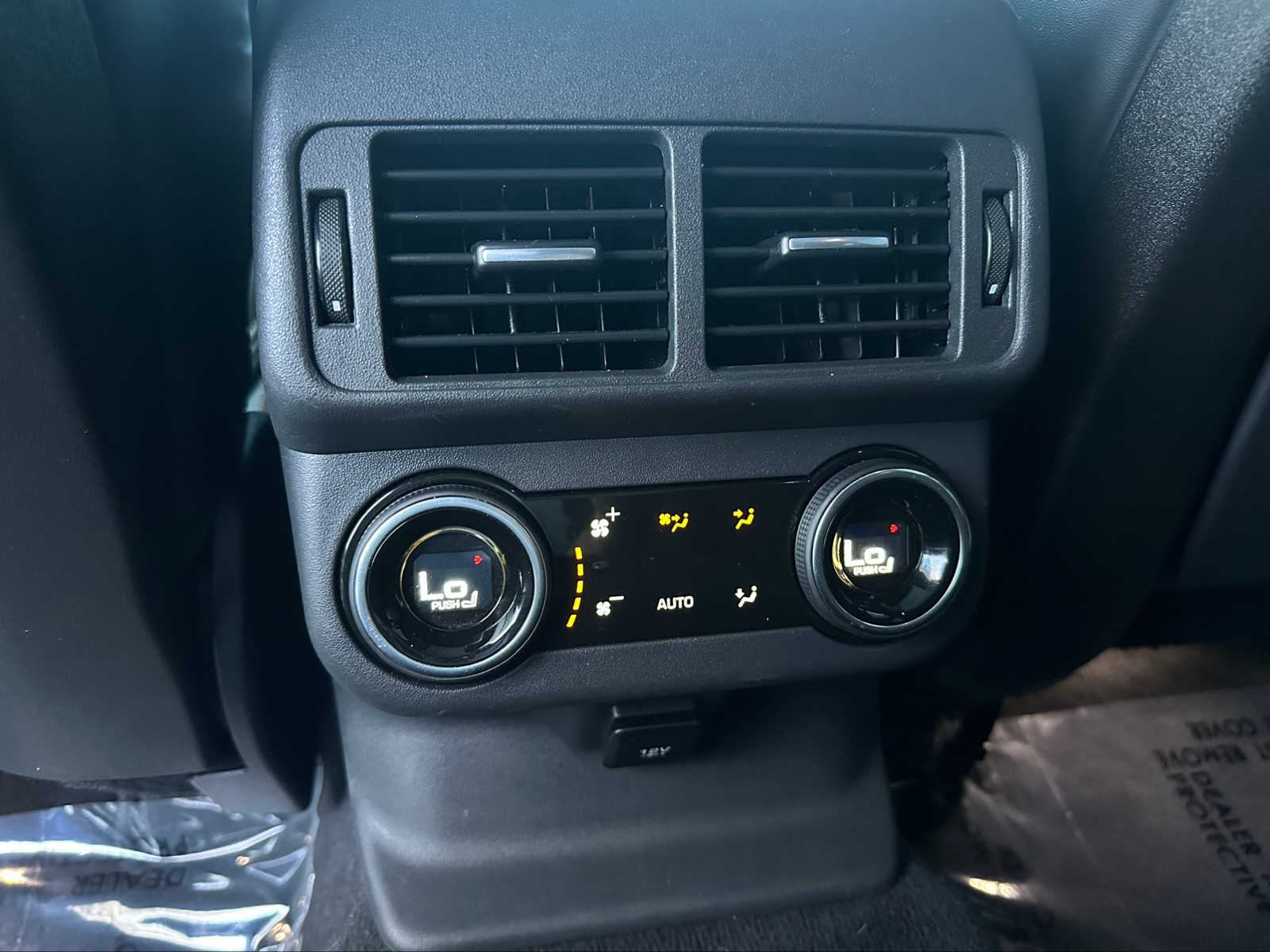 Thumbnail: 2018 Land Rover Range Rover Velar - 26