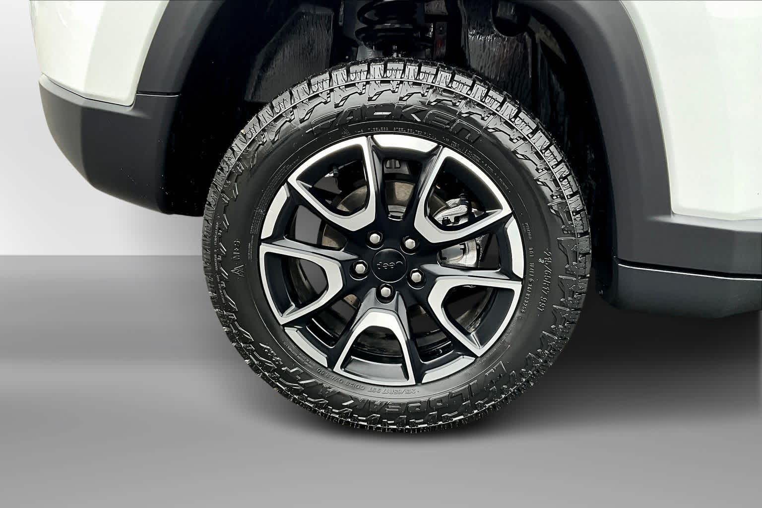 Thumbnail: 2024 Jeep Compass - 35