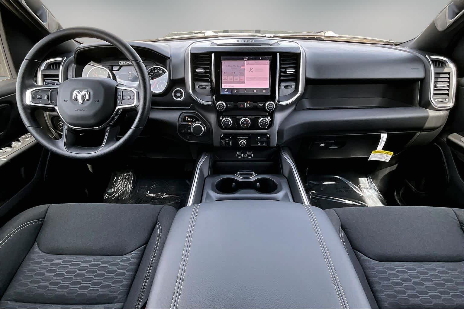 Thumbnail: 2026 RAM 1500 - 9