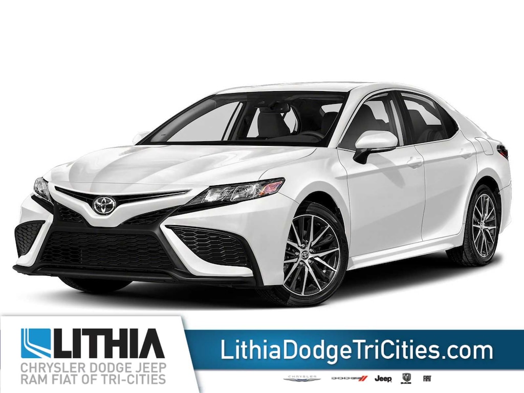 Used 2023 Toyota Camry SE Sedan