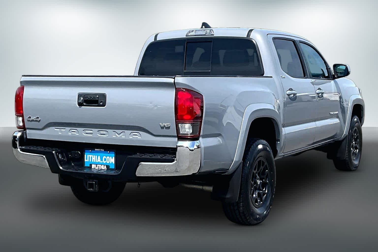 Thumbnail: 2020 Toyota Tacoma - 22