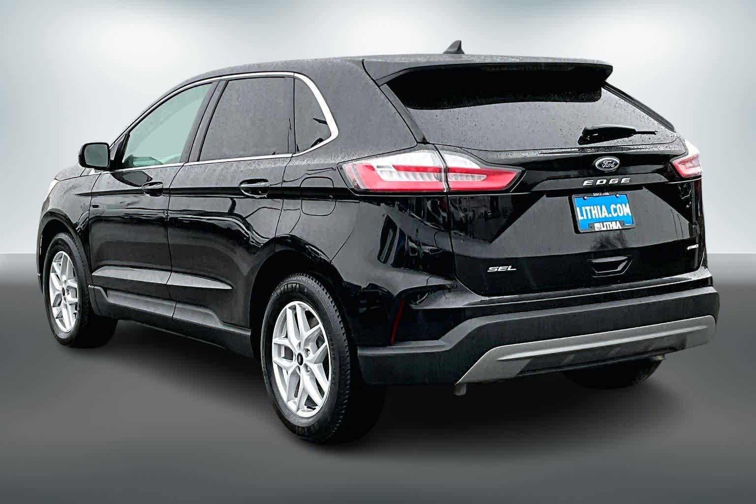 Thumbnail: 2024 Ford Edge - 4