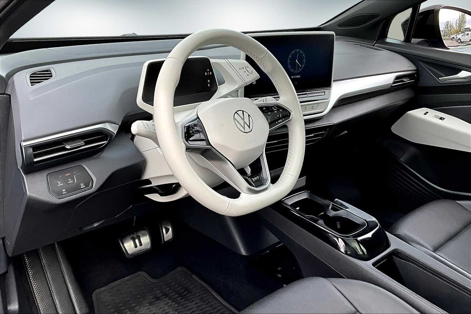 Used 2021 Volkswagen ID.4 1st Edition with VIN WVGDMPE27MP013152 for sale in Kennewick, WA