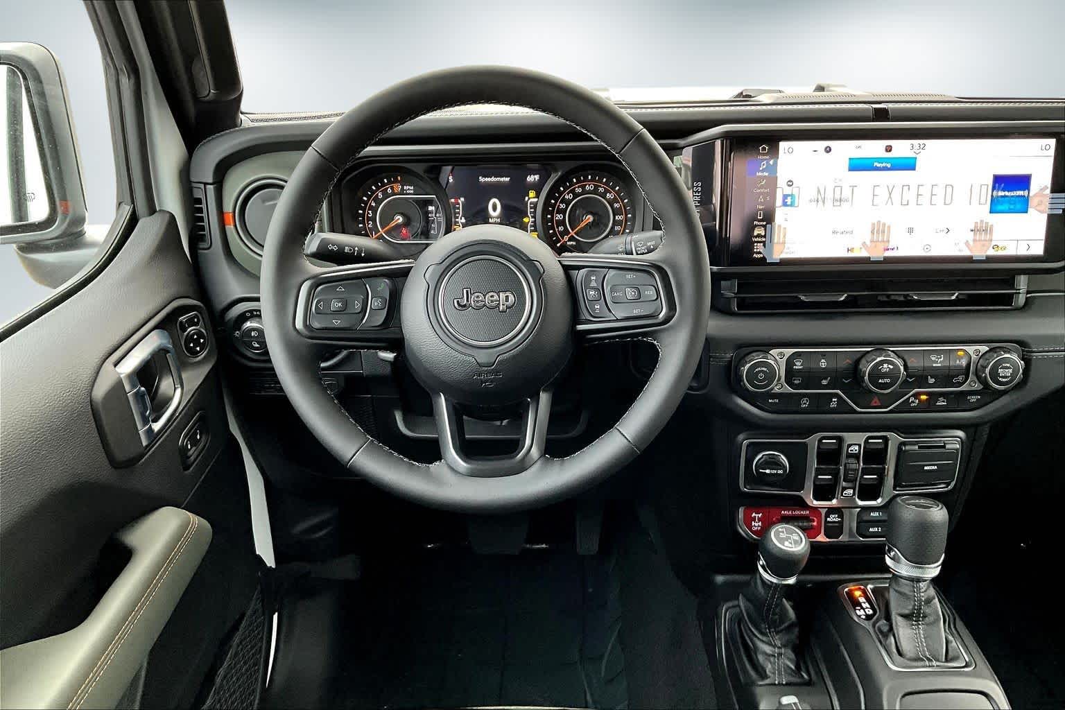 Thumbnail: 2025 Jeep Gladiator - 14