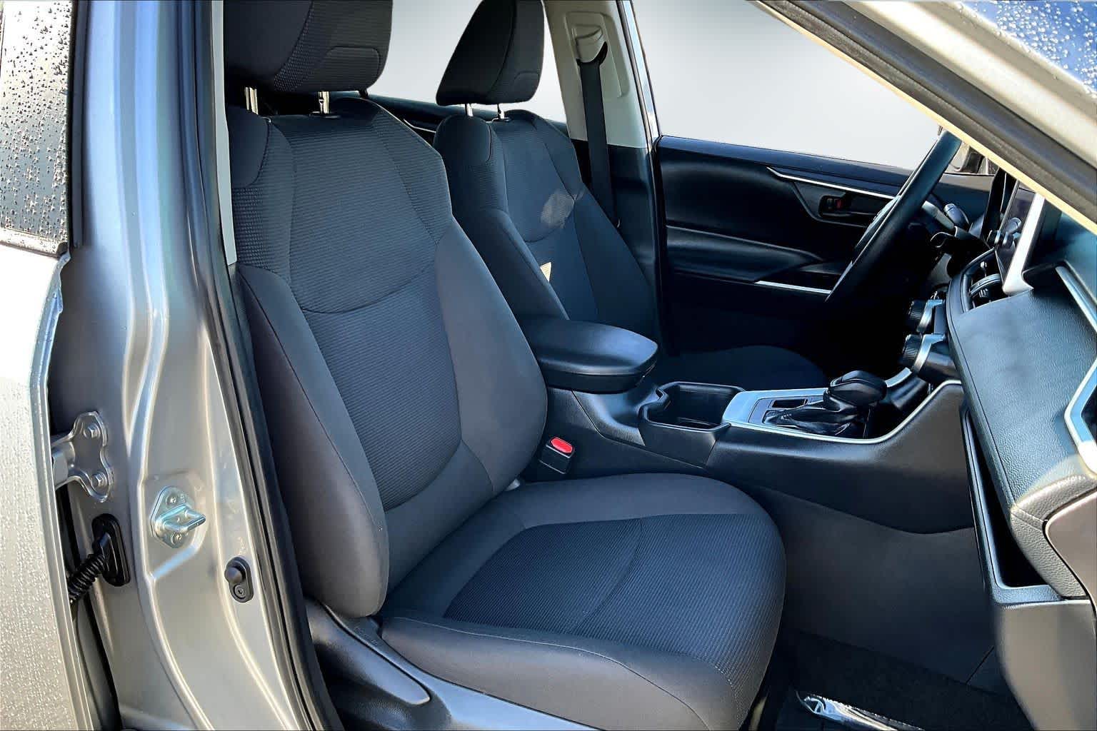 Thumbnail: 2024 Toyota RAV4 - 13