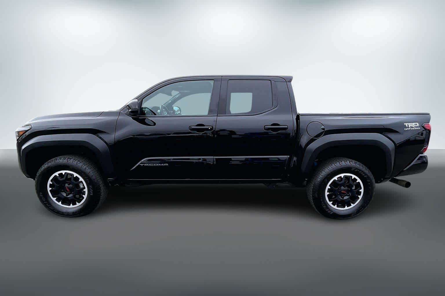 Thumbnail: 2024 Toyota Tacoma - 3