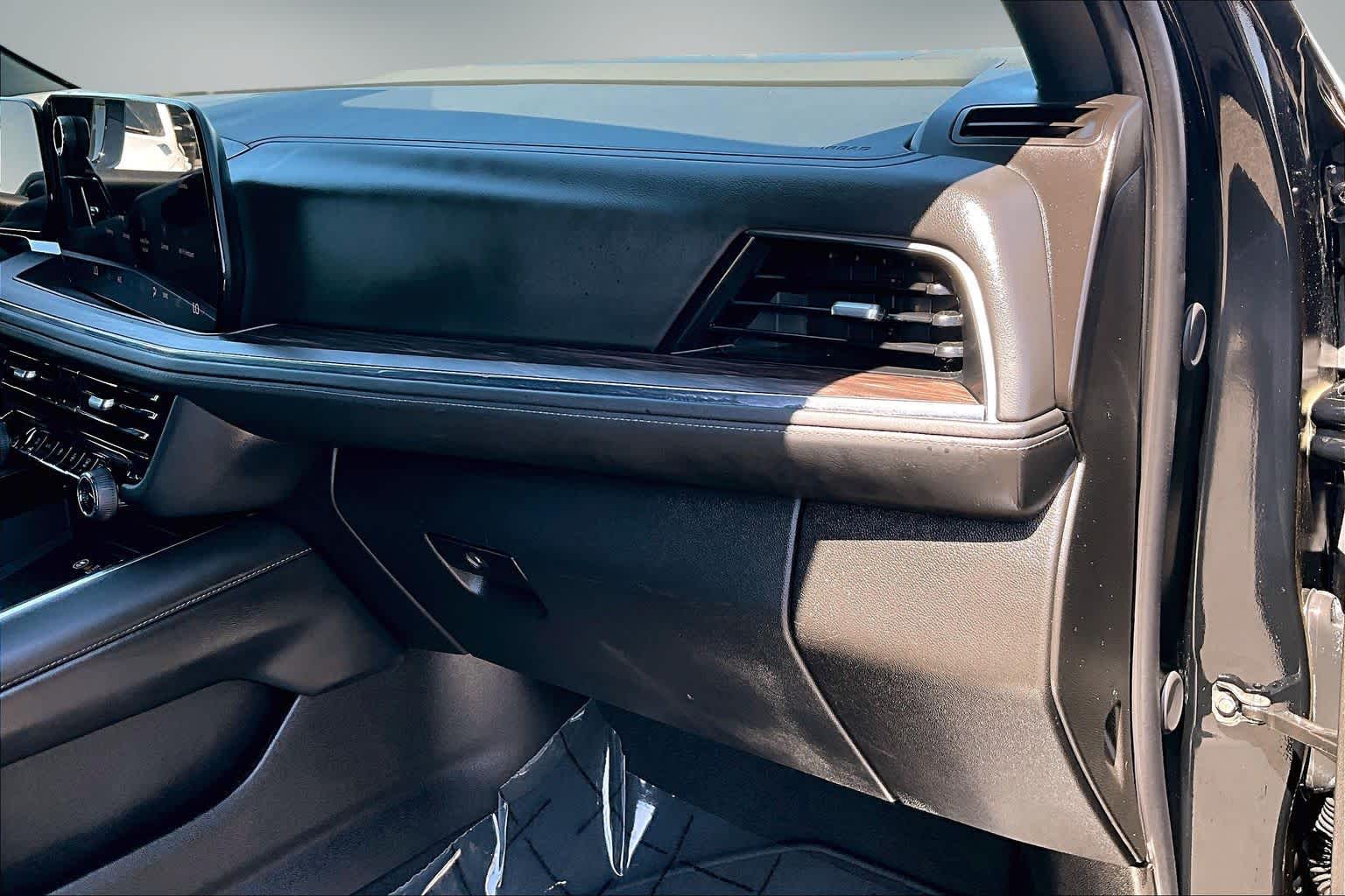 Thumbnail: 2025 Chevrolet Tahoe - 22