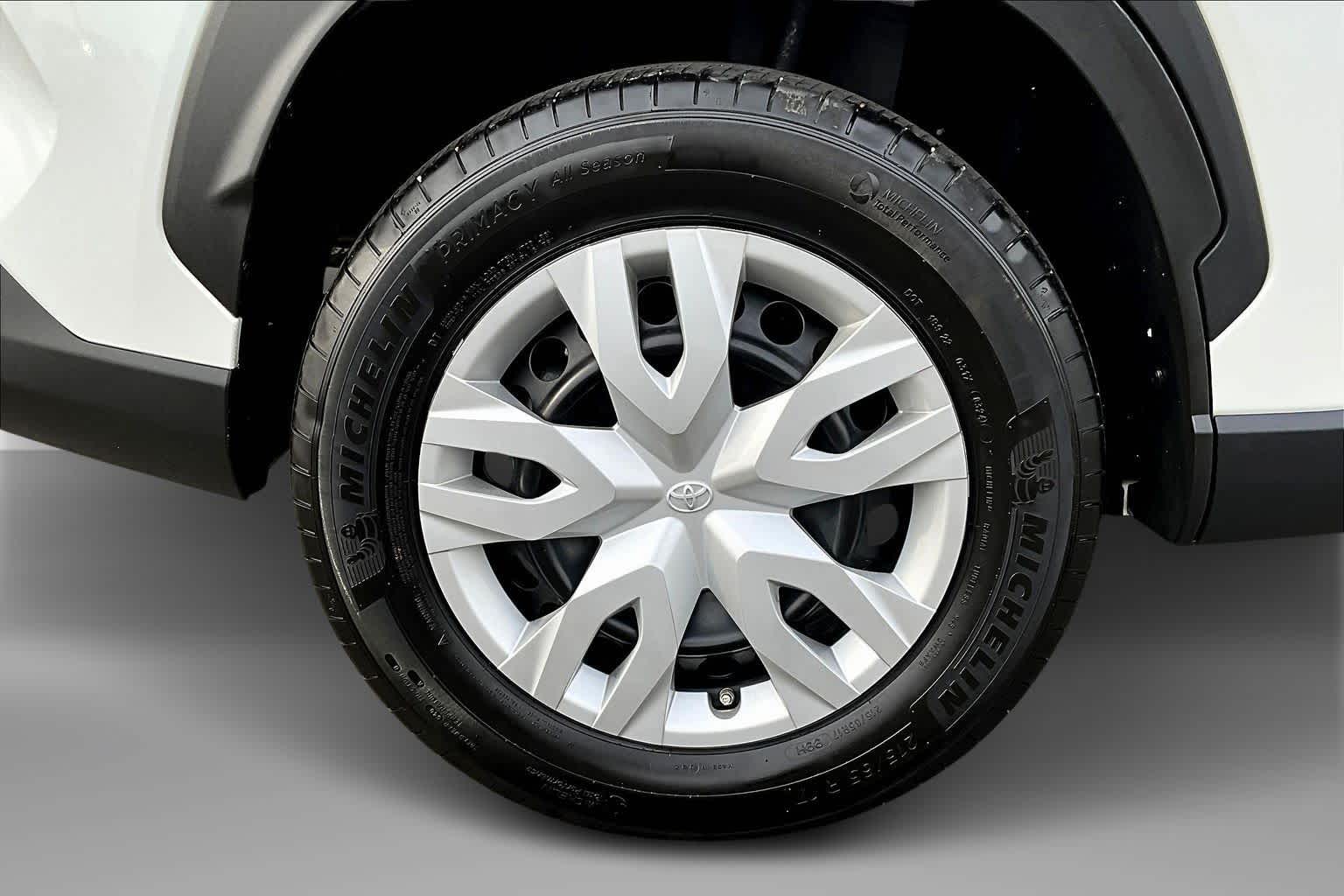 Thumbnail: 2024 Toyota Corolla Cross - 36