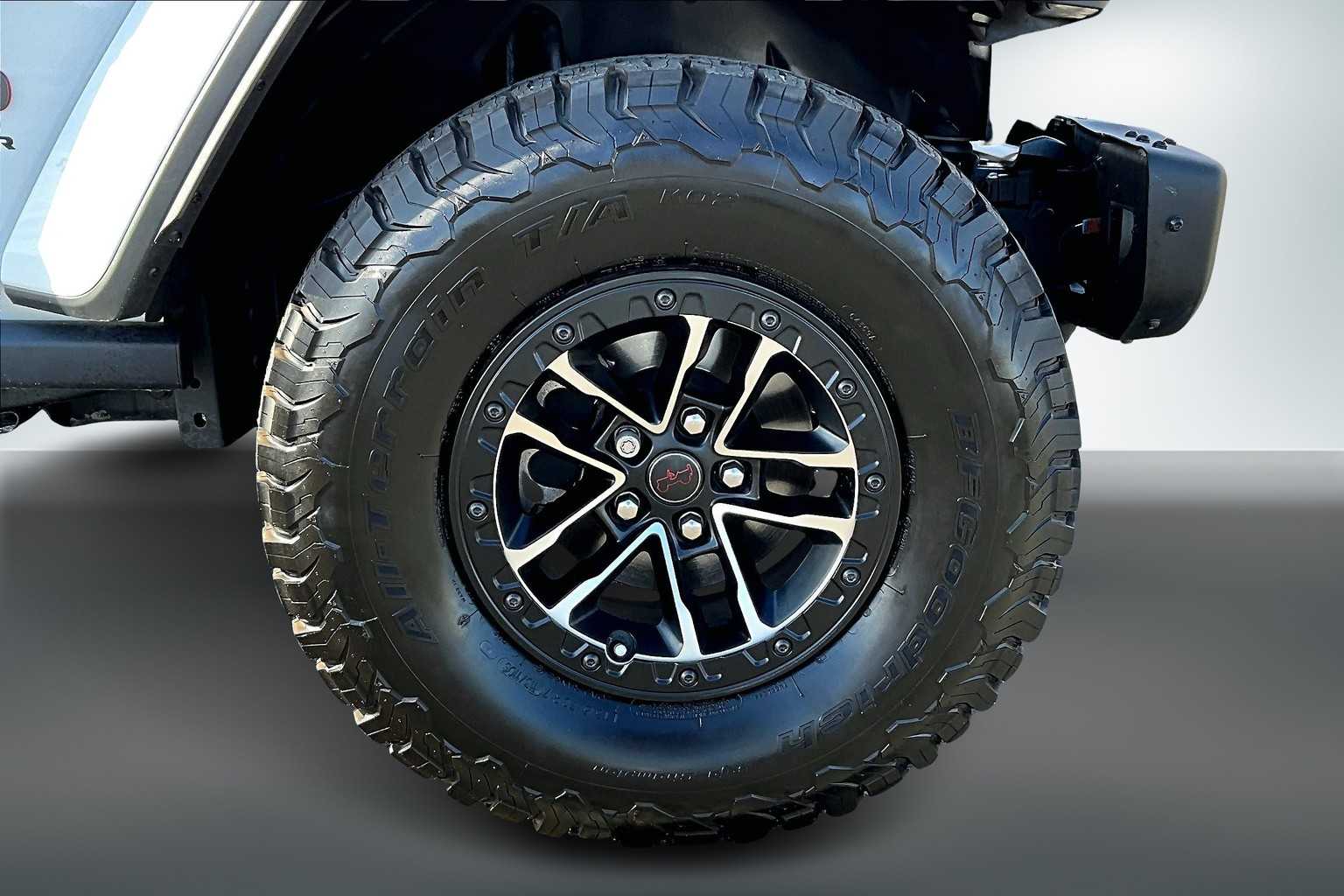 Thumbnail: 2024 Jeep Wrangler - 34