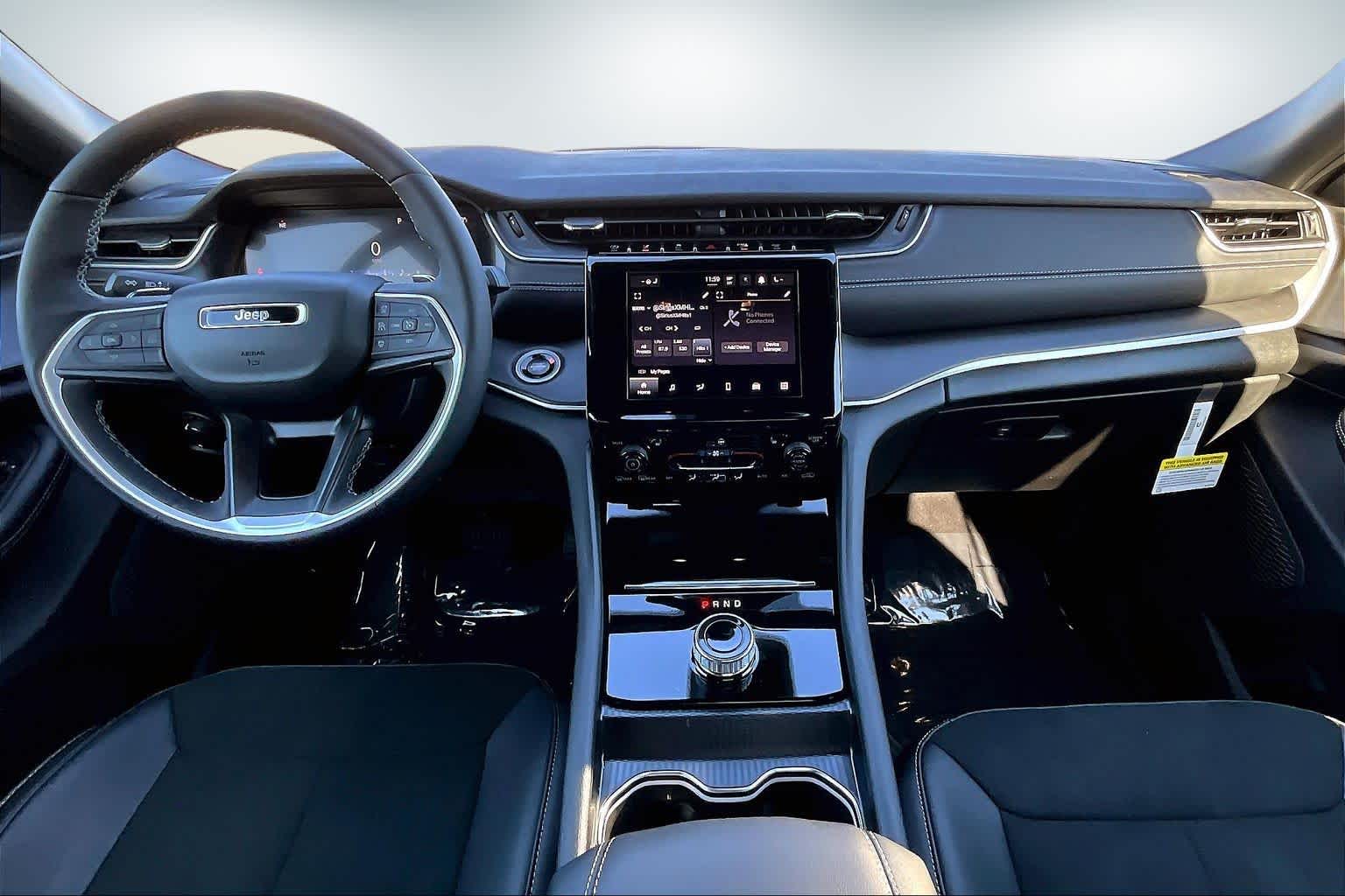 Thumbnail: 2025 Jeep Grand Cherokee - 10