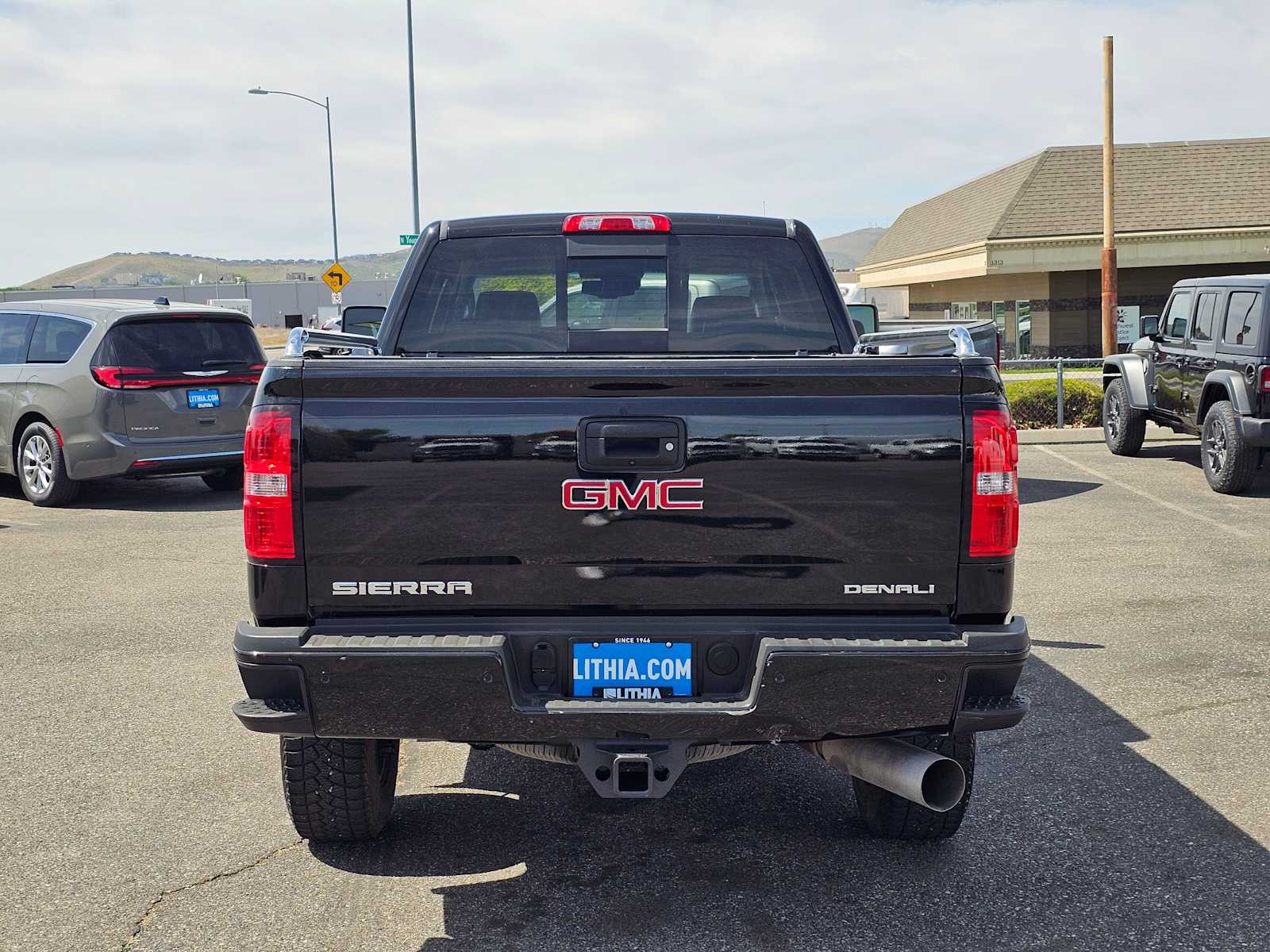 Thumbnail: 2018 GMC Sierra 3500 - 5