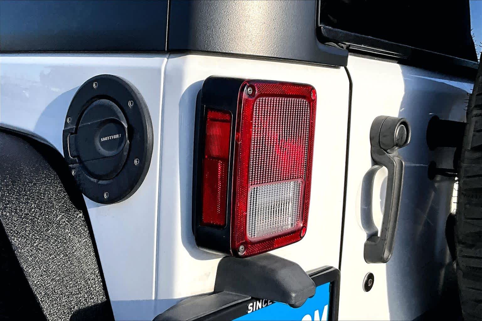 Thumbnail: 2018 Jeep Wrangler - 30