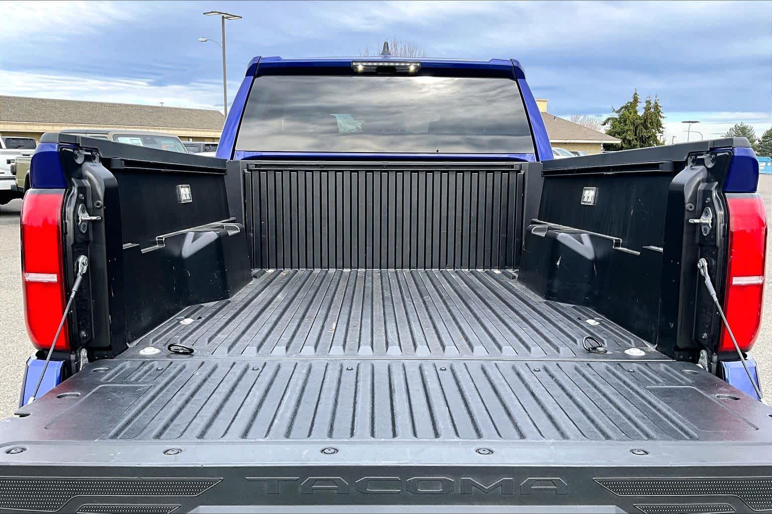 Thumbnail: 2024 Toyota Tacoma - 16