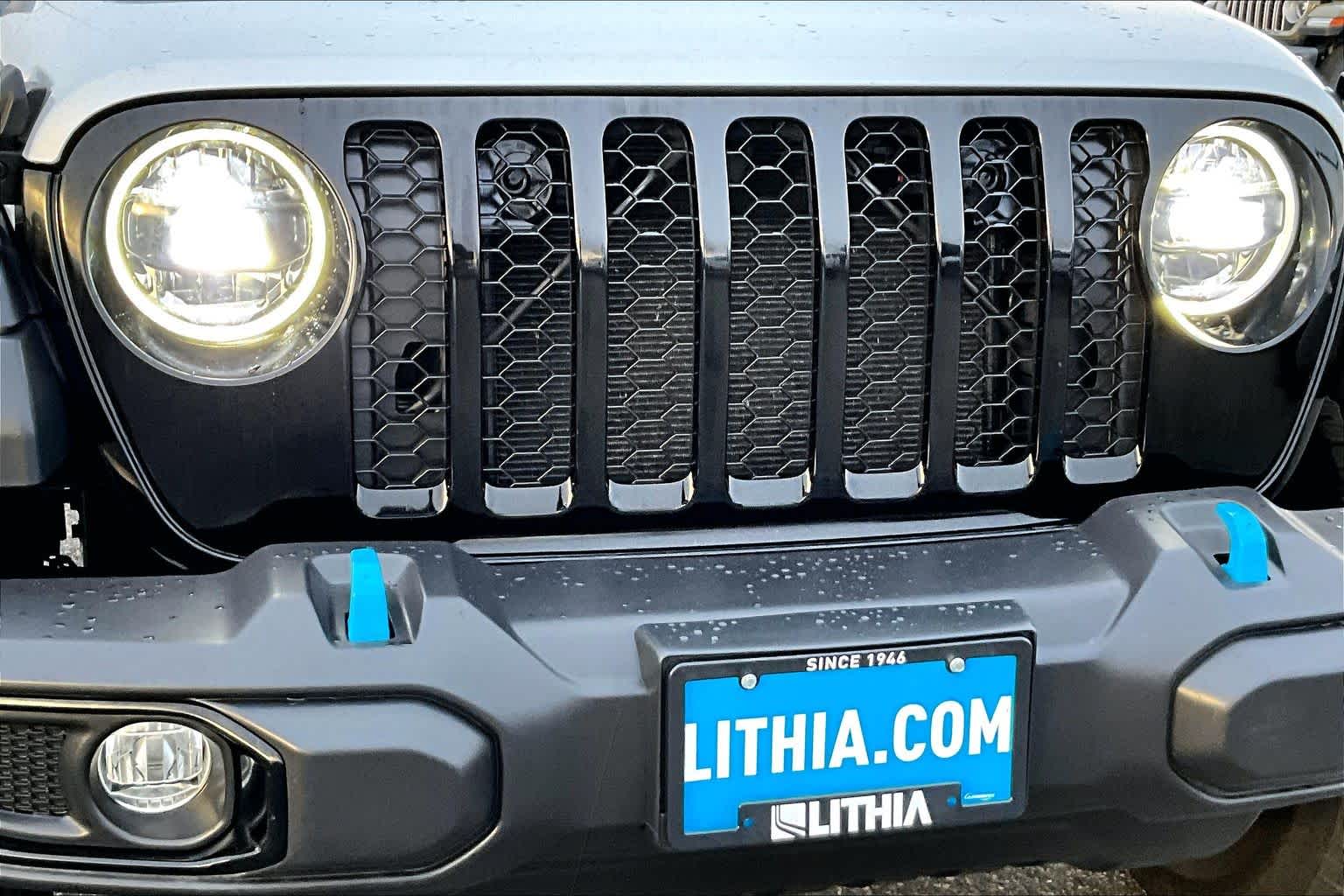 Thumbnail: 2023 Jeep Wrangler - 33