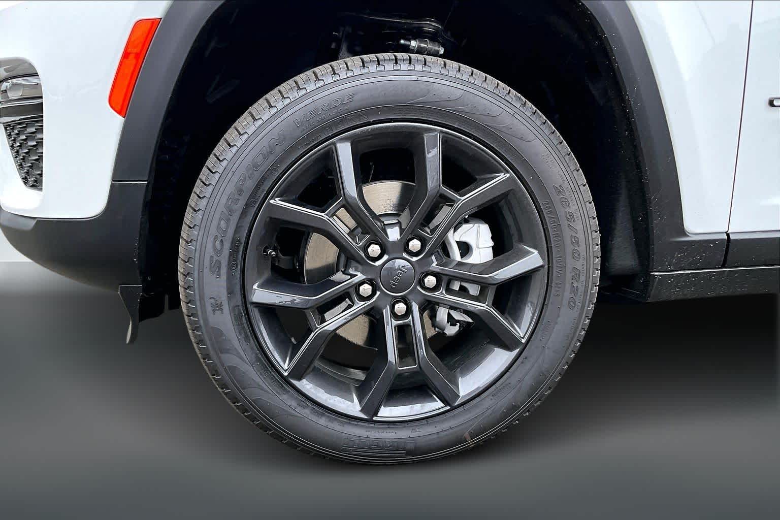 Thumbnail: 2025 Jeep Grand Cherokee - 7