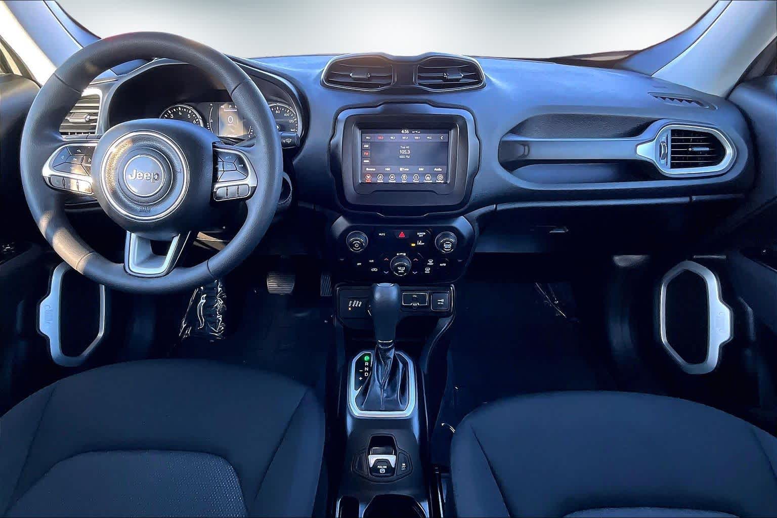 Thumbnail: 2021 Jeep Renegade - 10