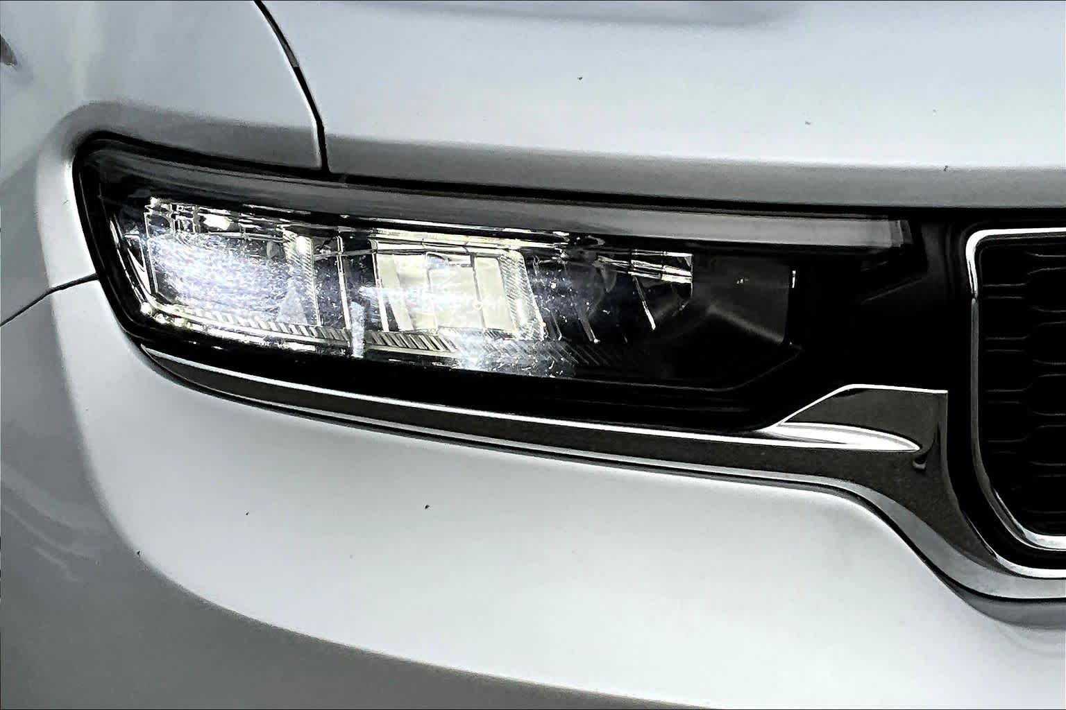 Thumbnail: 2023 Jeep Grand Cherokee - 33