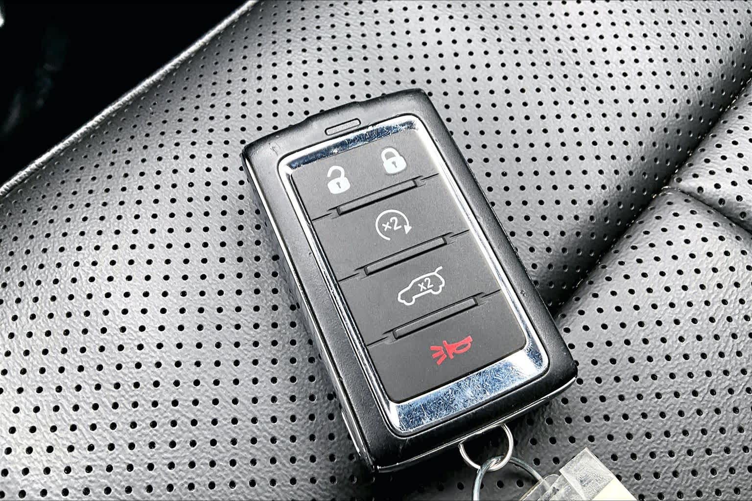 Thumbnail: 2024 Jeep Grand Cherokee L - 19