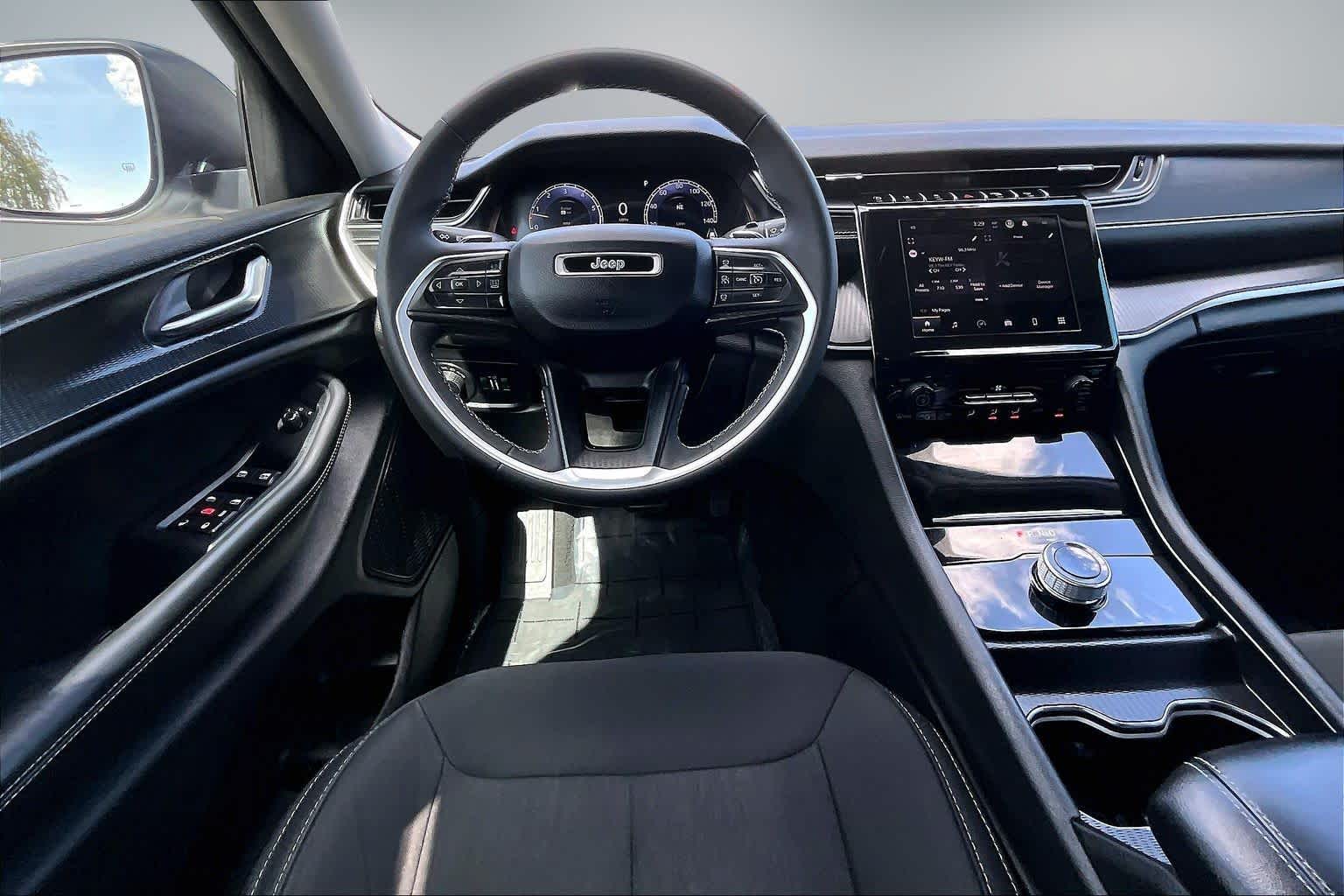 Thumbnail: 2024 Jeep Grand Cherokee L - 14