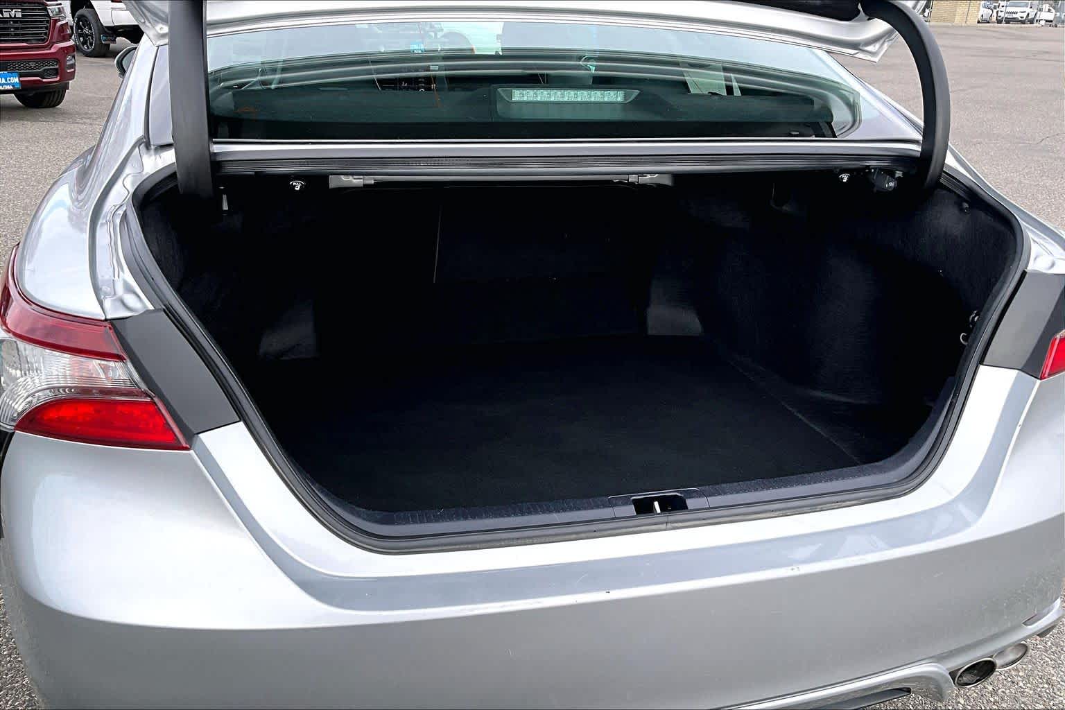 Thumbnail: 2023 Toyota Camry - 18