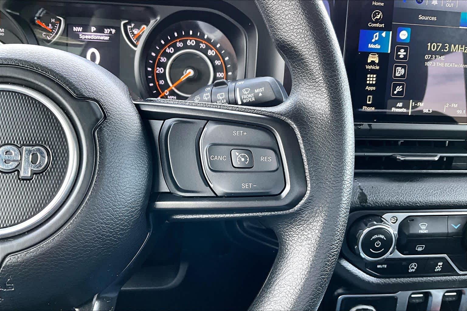 Thumbnail: 2025 Jeep Wrangler - 23