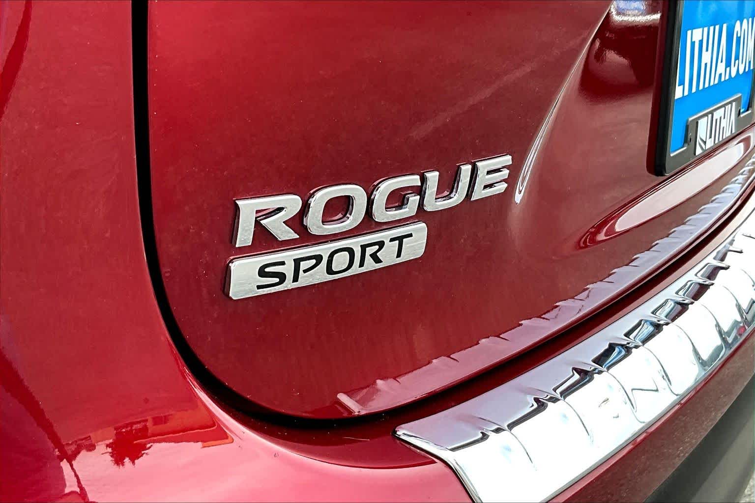 Thumbnail: 2021 Nissan Rogue Sport - 7