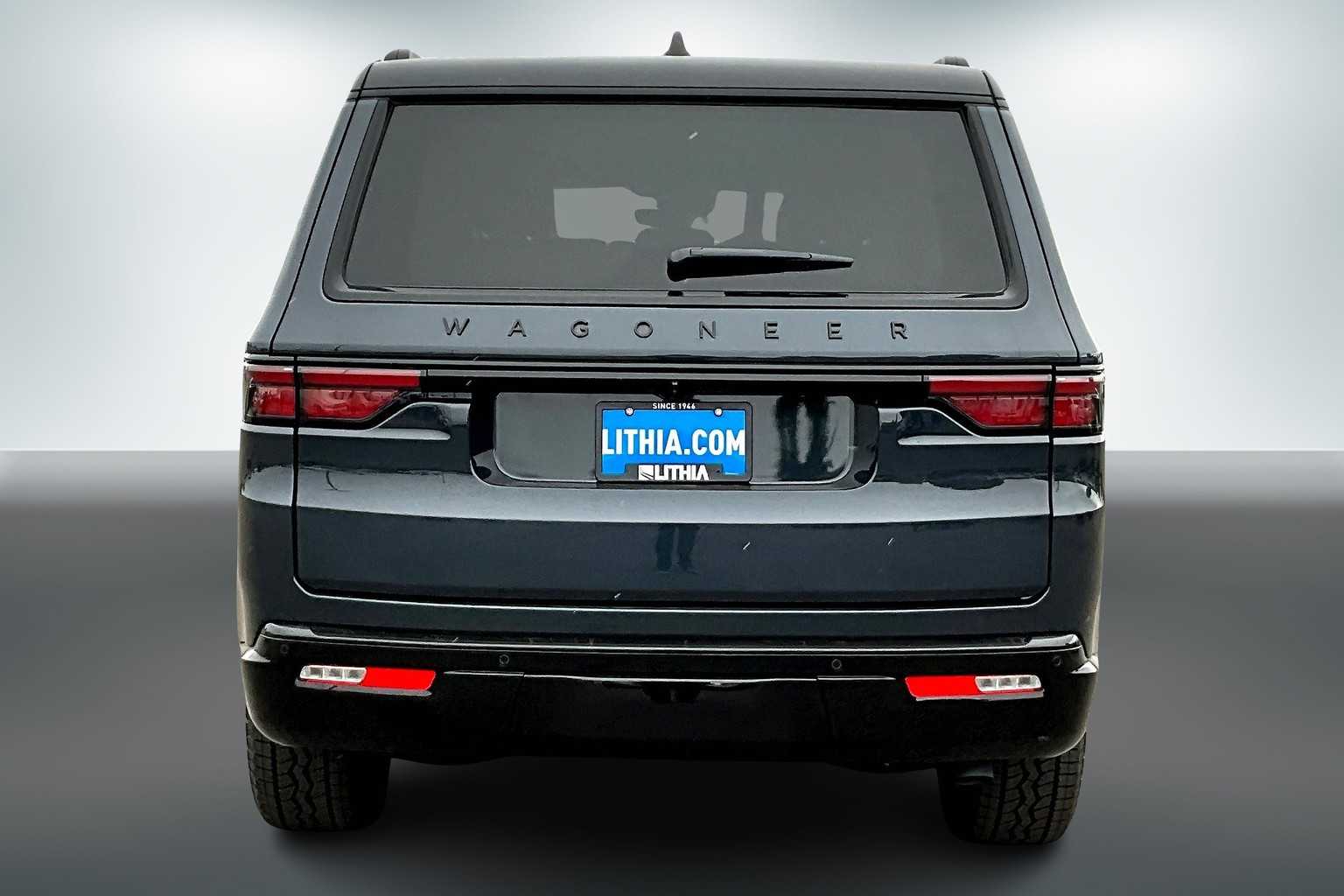 Thumbnail: 2025 Jeep Wagoneer - 5