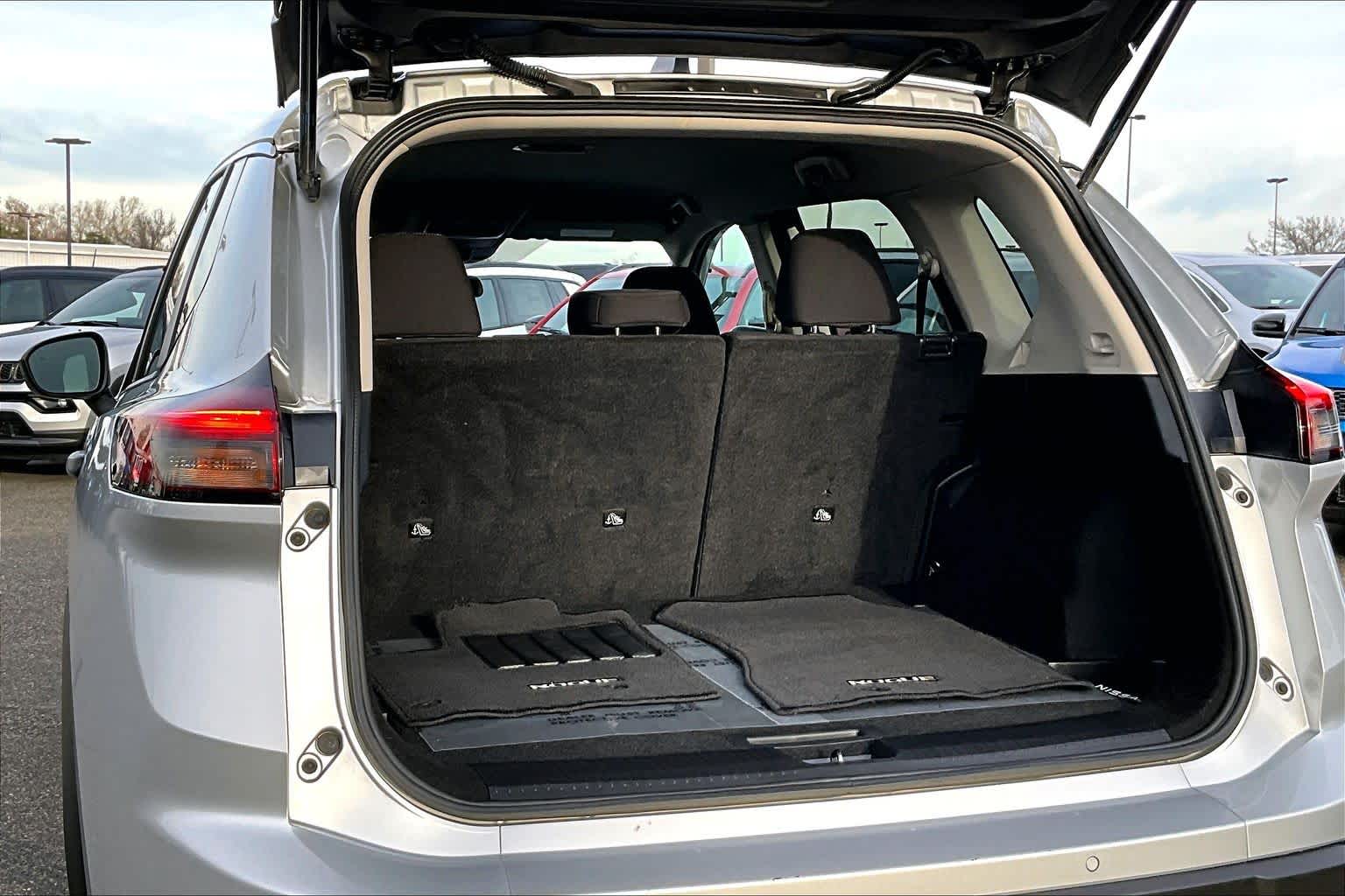 Thumbnail: 2024 Nissan Rogue - 18