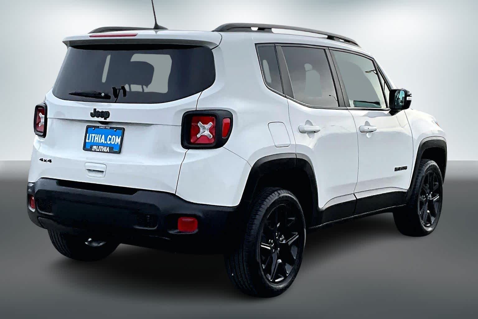 Thumbnail: 2023 Jeep Renegade - 22