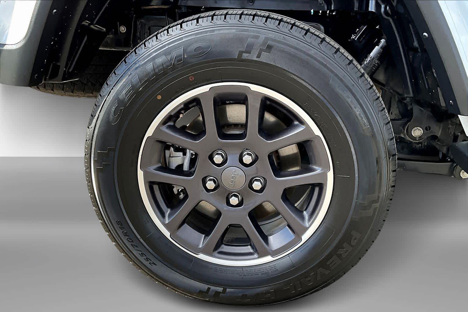 Thumbnail: 2023 Jeep Gladiator - 36